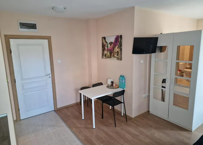 Messembria Апартамент *